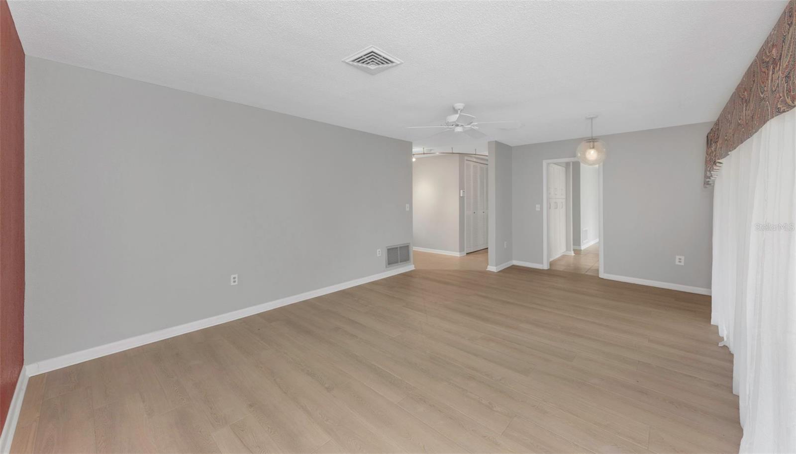 Image 22 of 57 For 1468 Byram Drive