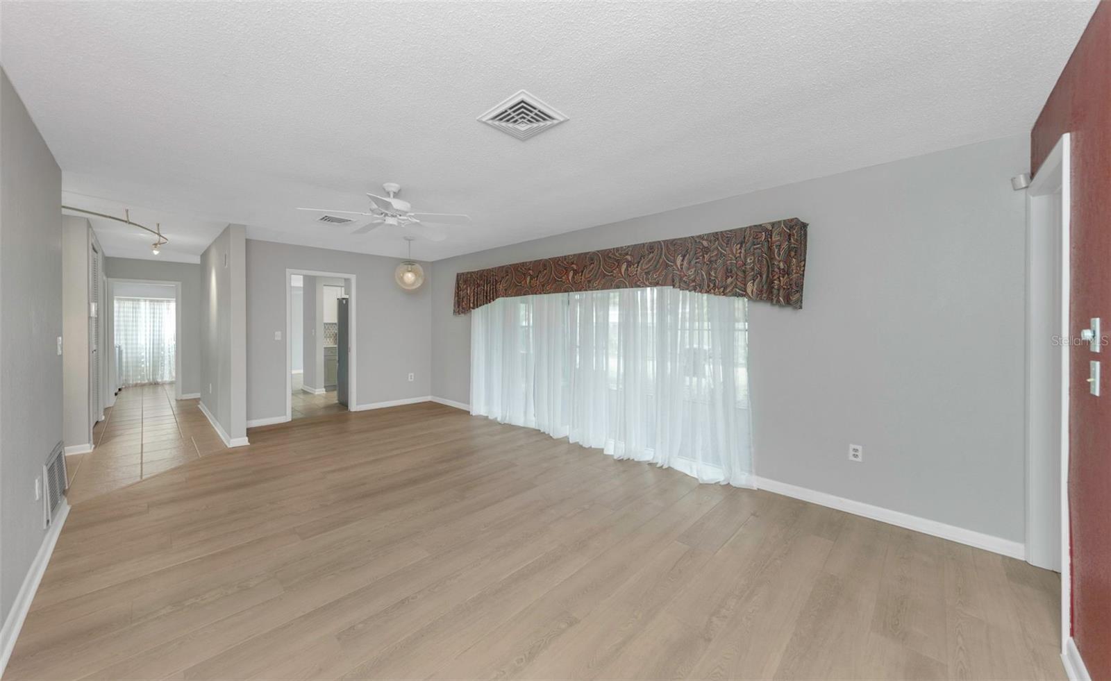 Image 23 of 57 For 1468 Byram Drive