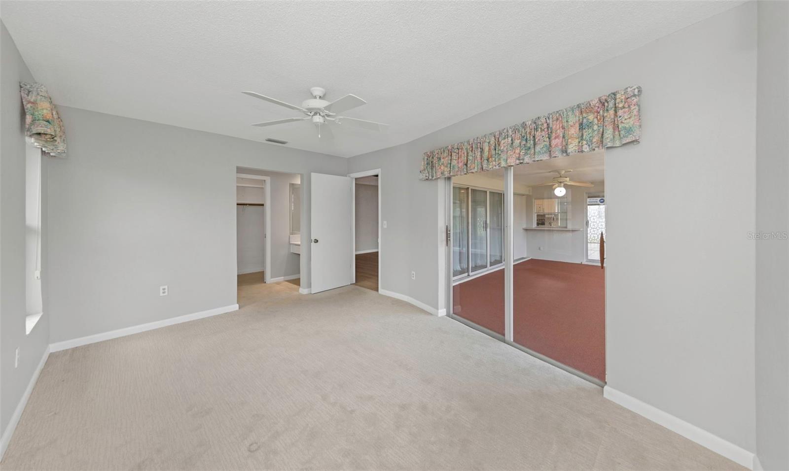 Image 24 of 57 For 1468 Byram Drive