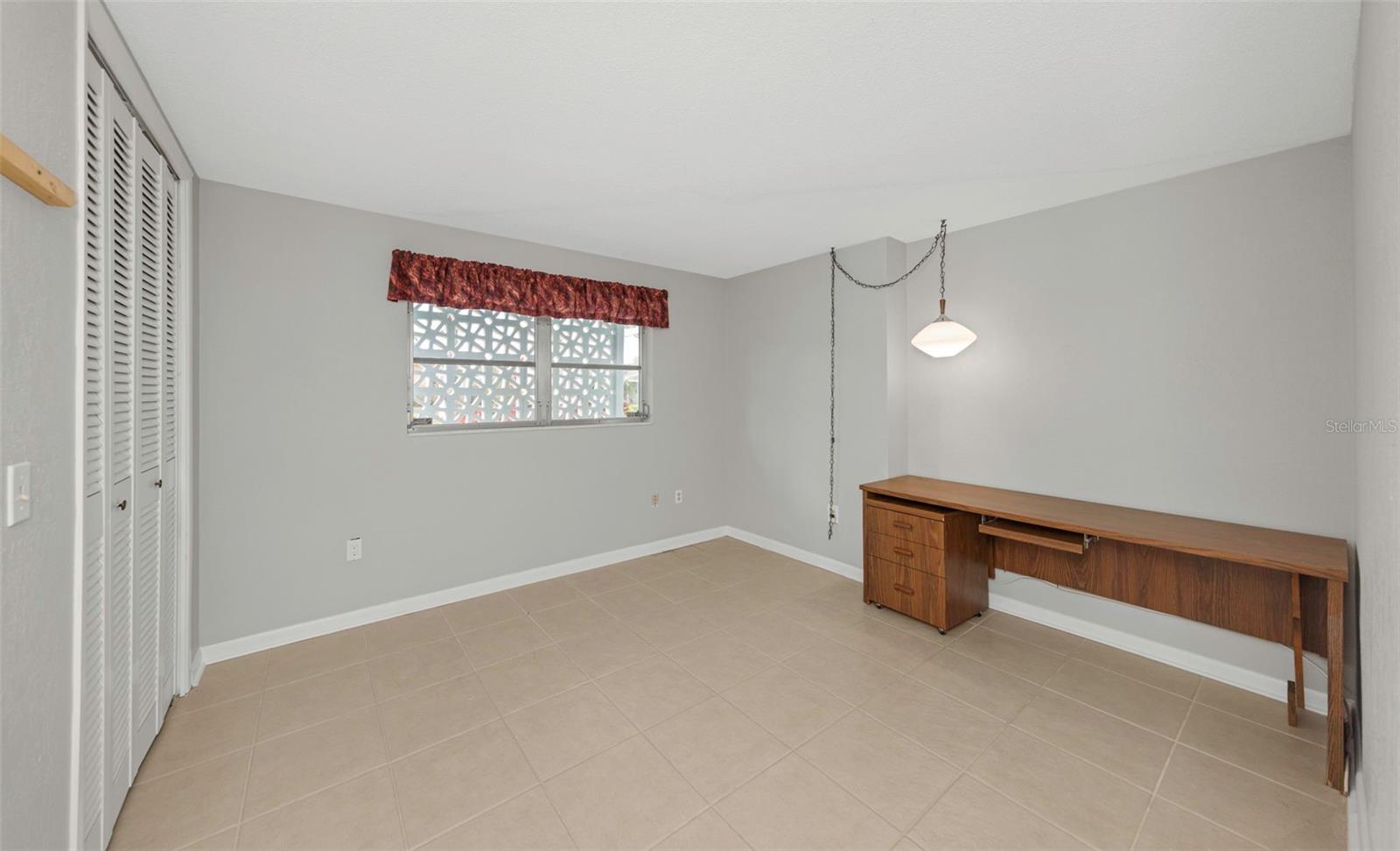 Image 35 of 57 For 1468 Byram Drive