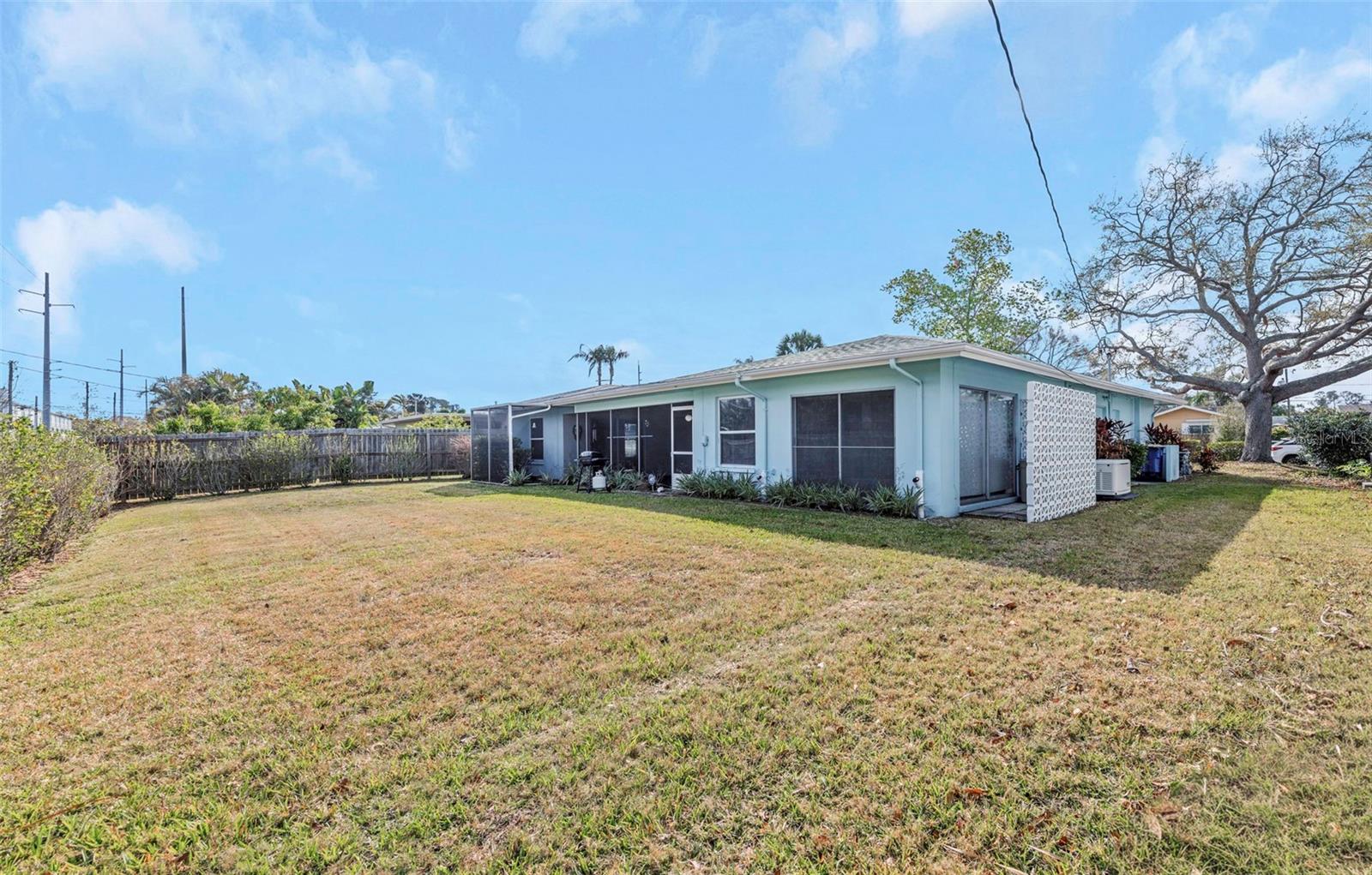 Image 45 of 57 For 1468 Byram Drive