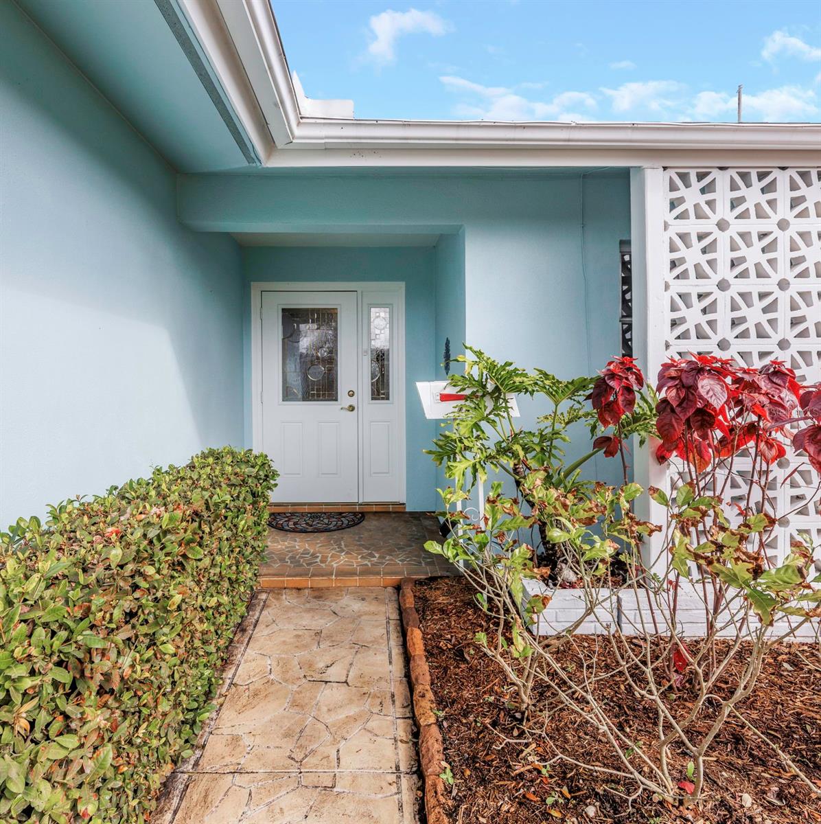 Image 5 of 57 For 1468 Byram Drive