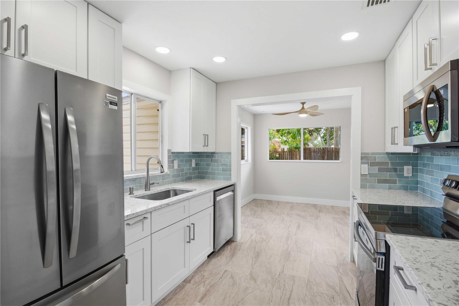 Image 17 of 46 For 2816 Michigan Street