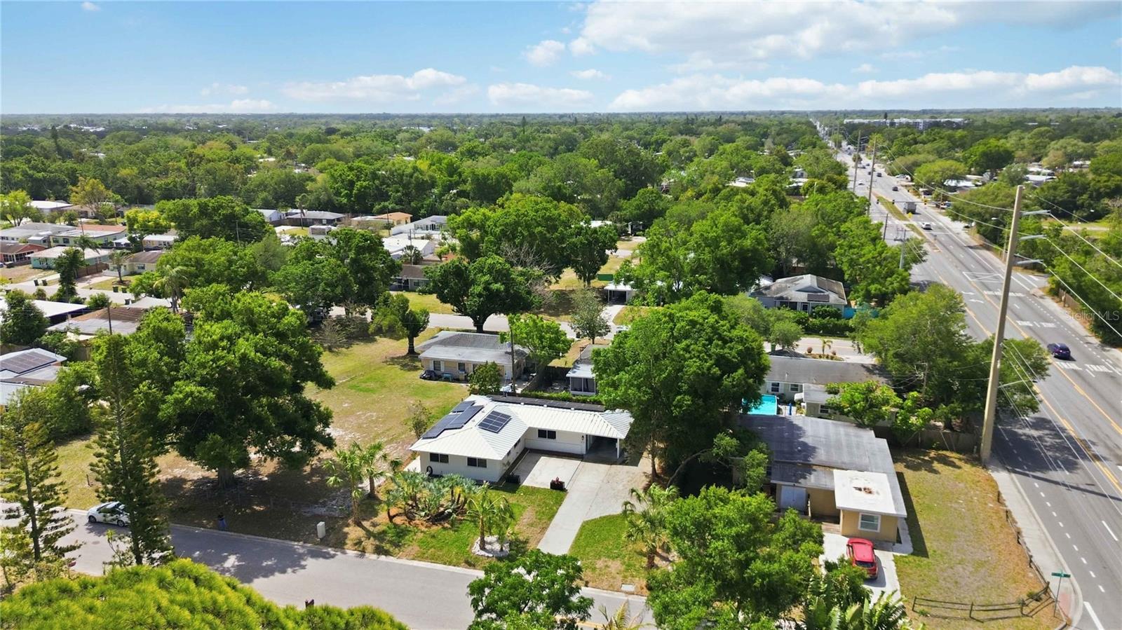 Image 37 of 46 For 2816 Michigan Street