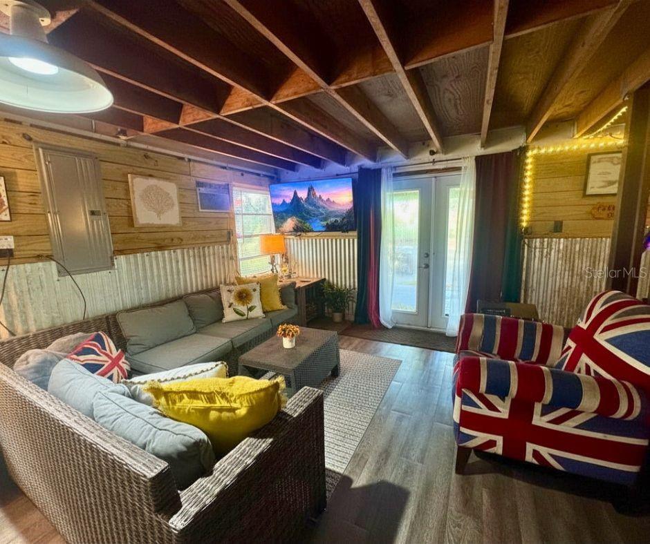 Image 20 of 34 For 5379 River Bend Road