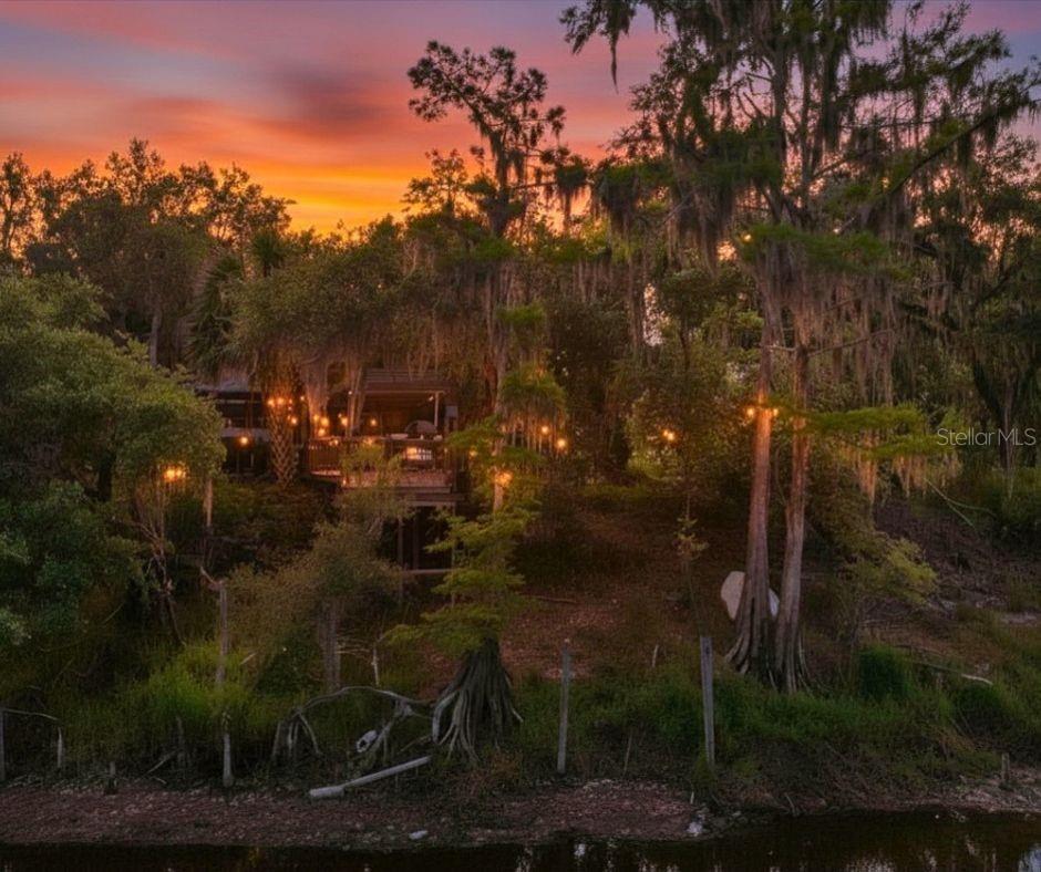 Image 4 of 34 For 5379 River Bend Road