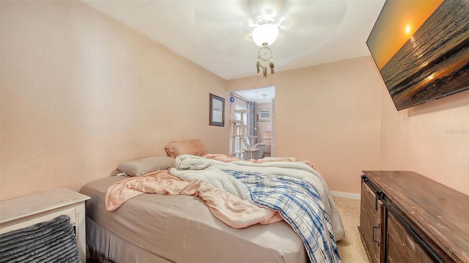 Image 15 of 76 For 420 Kumquat Court