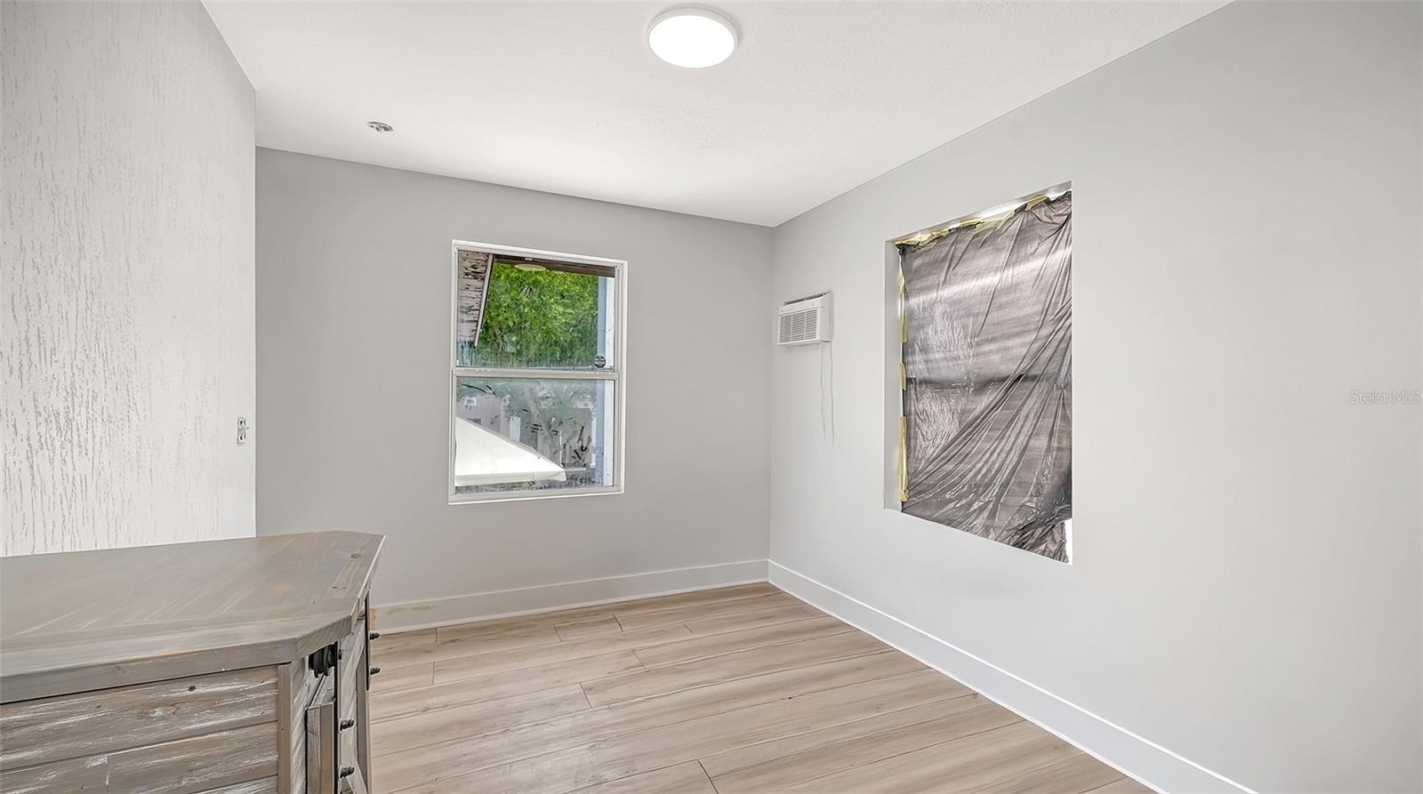 Image 30 of 76 For 420 Kumquat Court