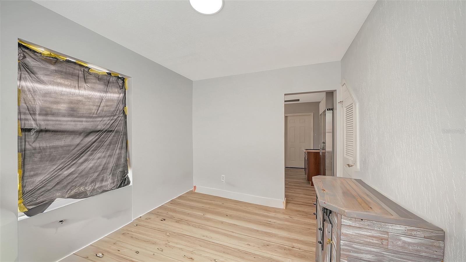 Image 31 of 76 For 420 Kumquat Court