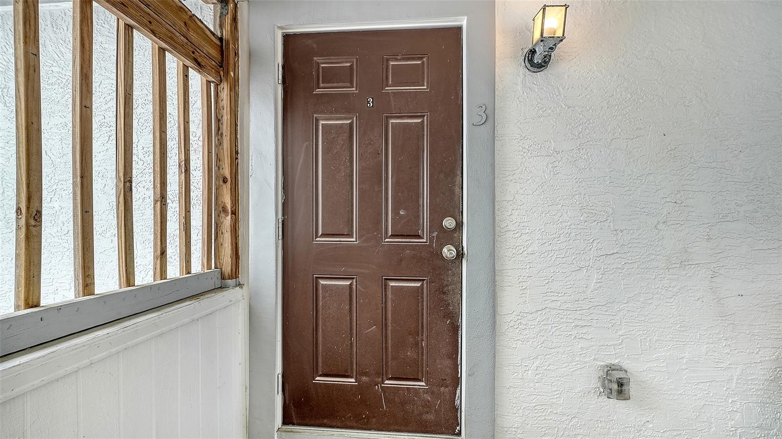 Image 37 of 76 For 420 Kumquat Court