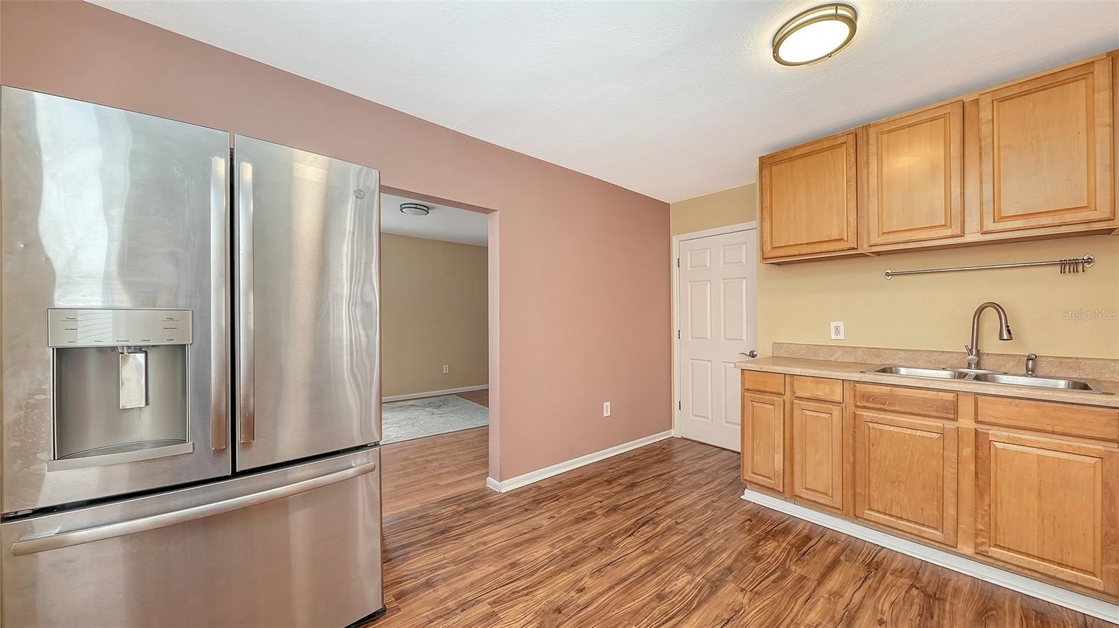 Image 41 of 76 For 420 Kumquat Court