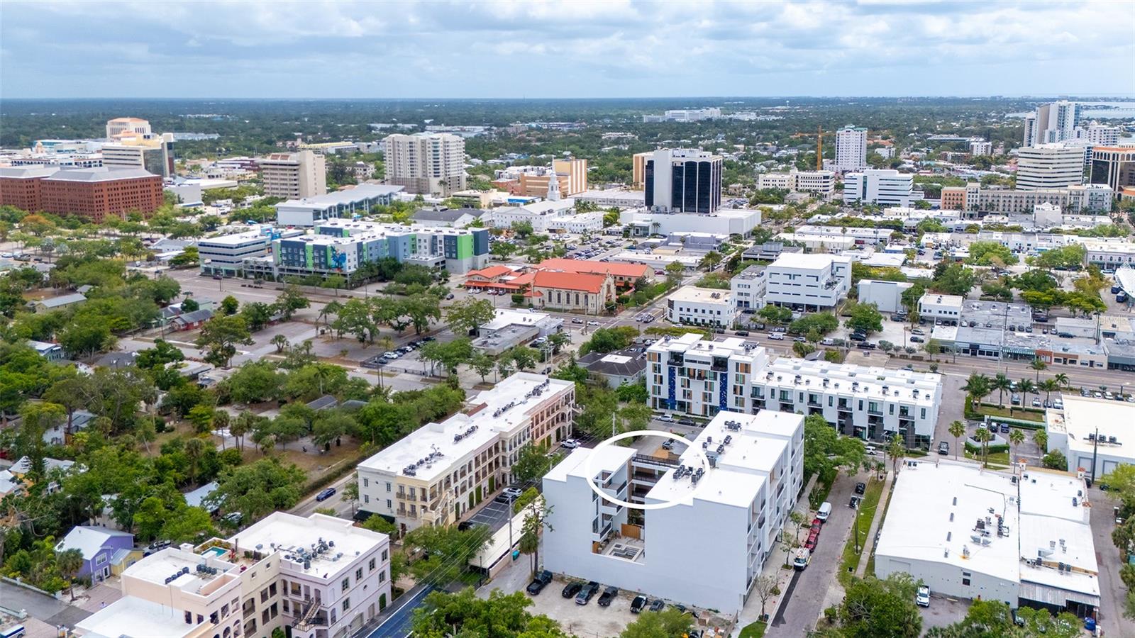 Image 55 of 76 For 420 Kumquat Court