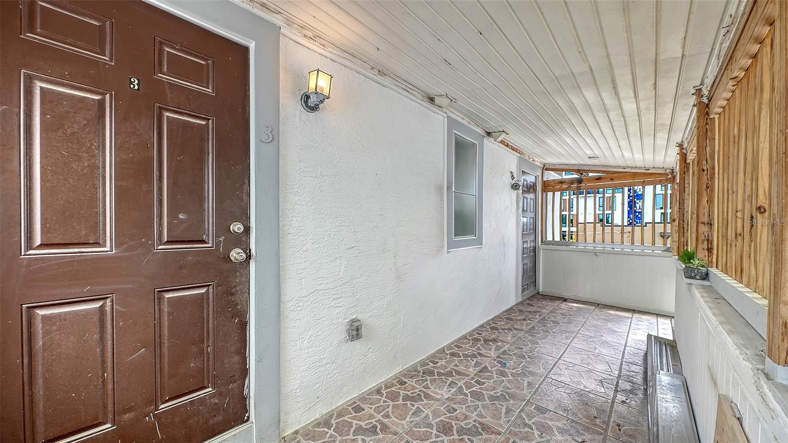 Image 7 of 76 For 420 Kumquat Court