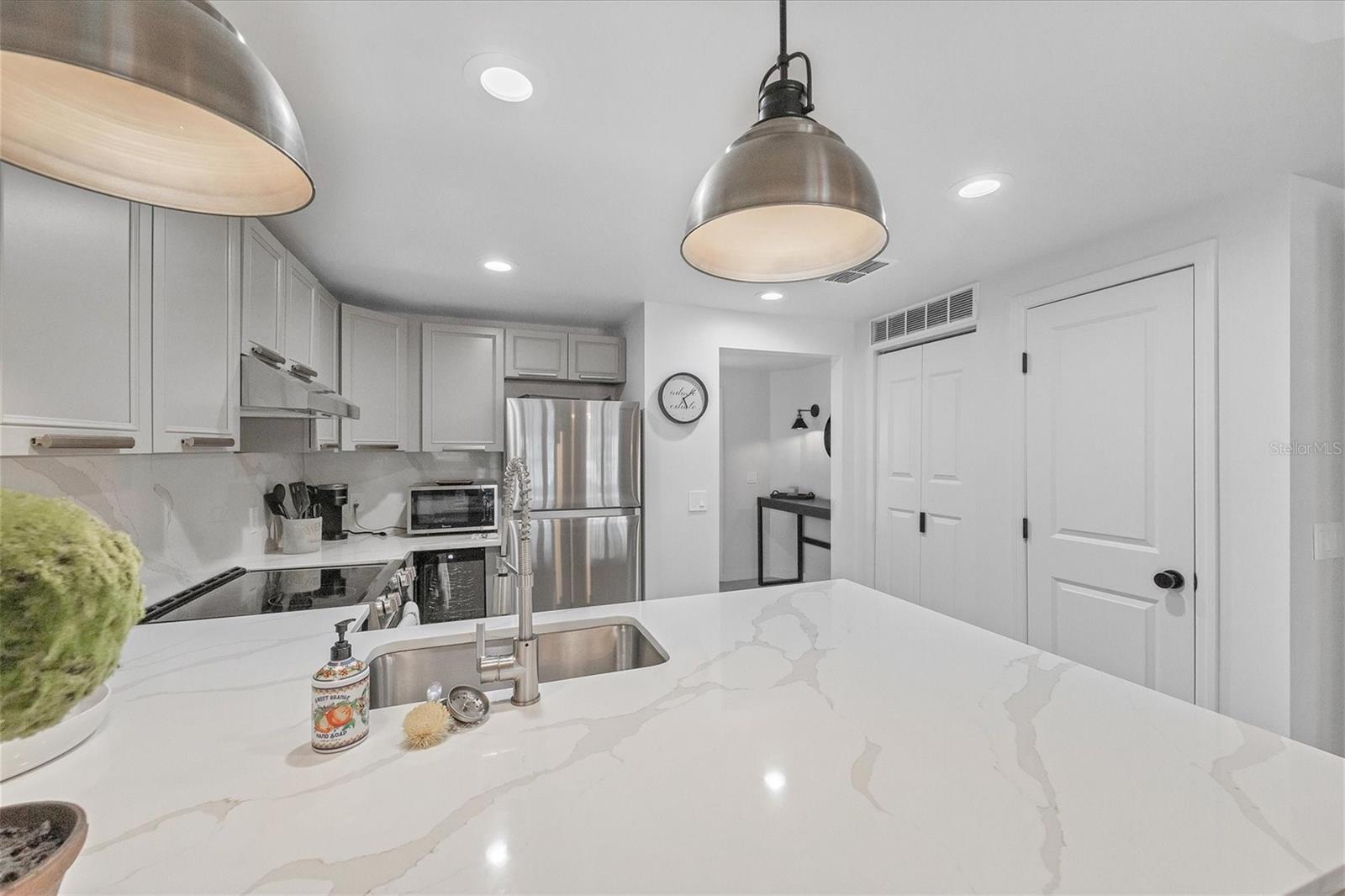 Image 14 of 37 For 3401 54th Drive W 203