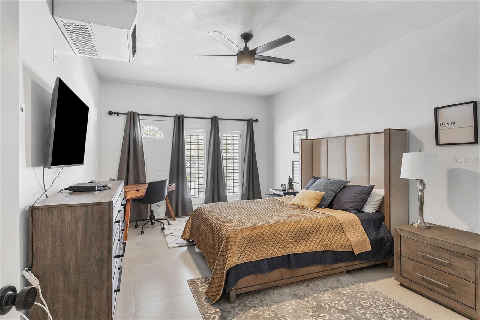 Image 16 of 37 For 3401 54th Drive W 203