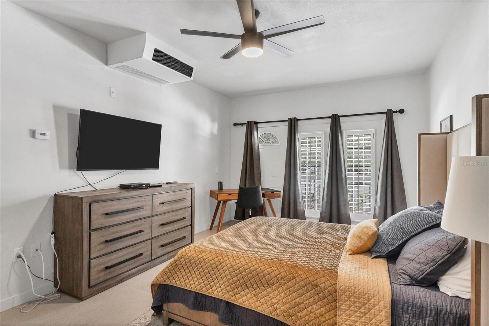 Image 17 of 37 For 3401 54th Drive W 203