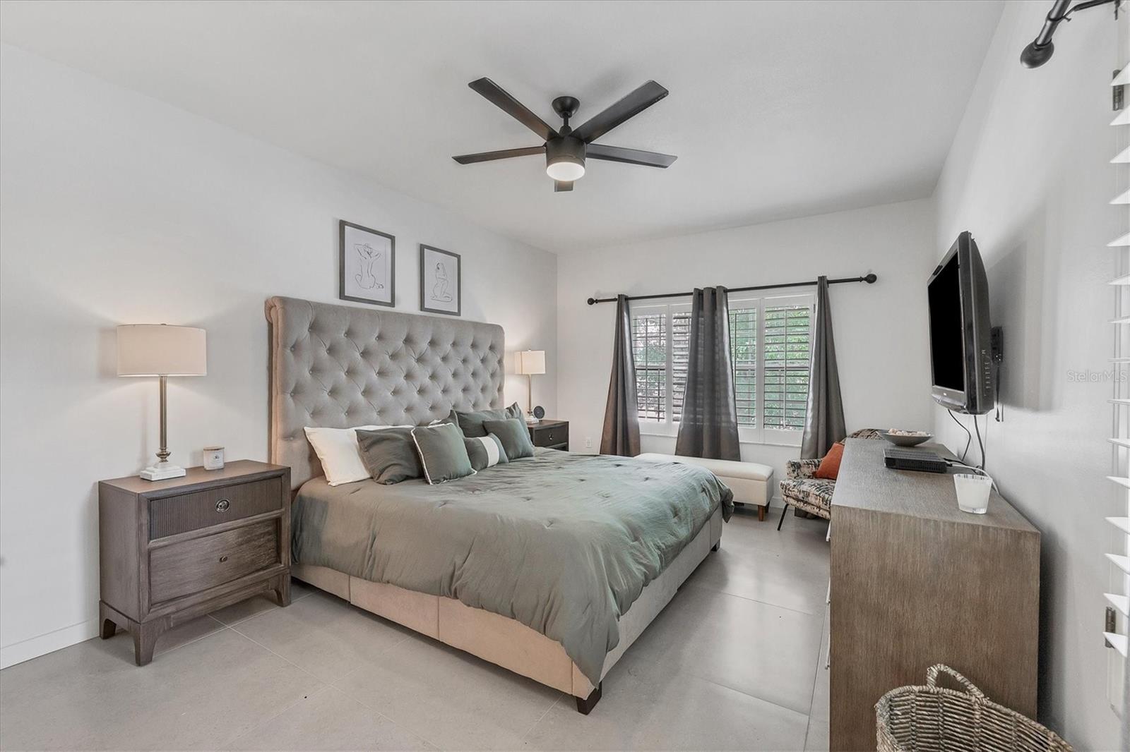 Image 22 of 37 For 3401 54th Drive W 203