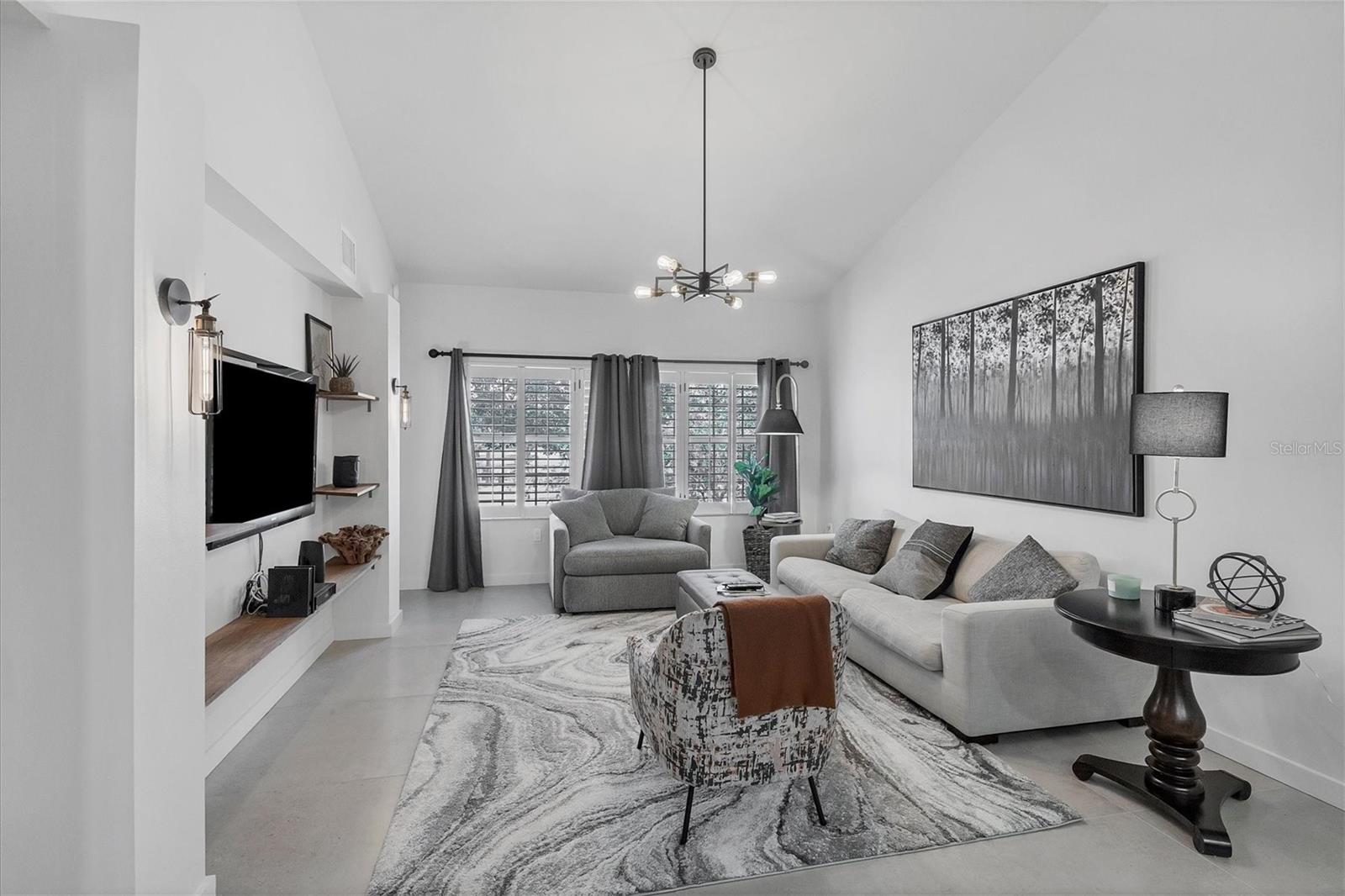 Image 6 of 37 For 3401 54th Drive W 203