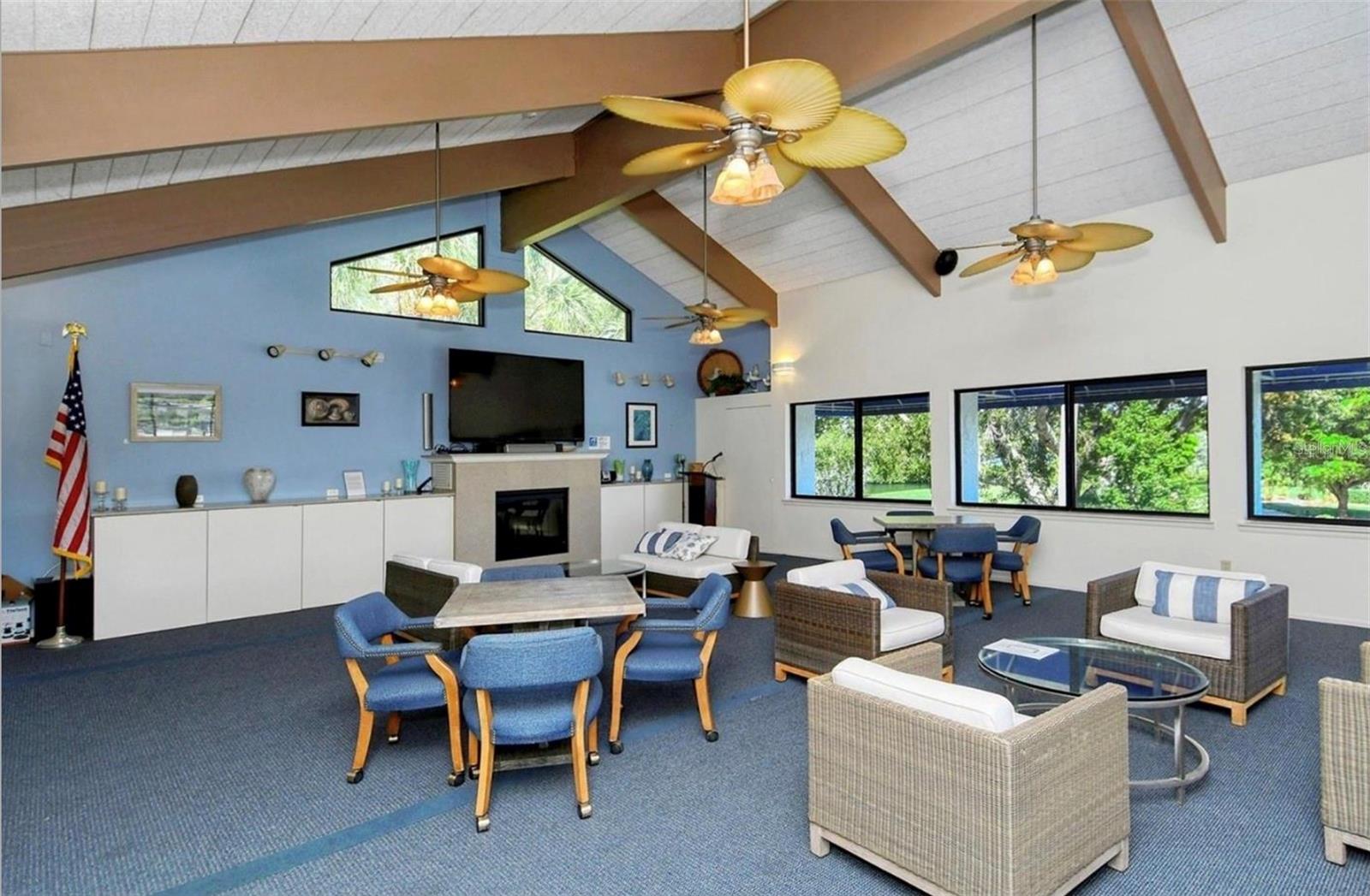 Image 31 of 49 For 842 Bayport Way 842