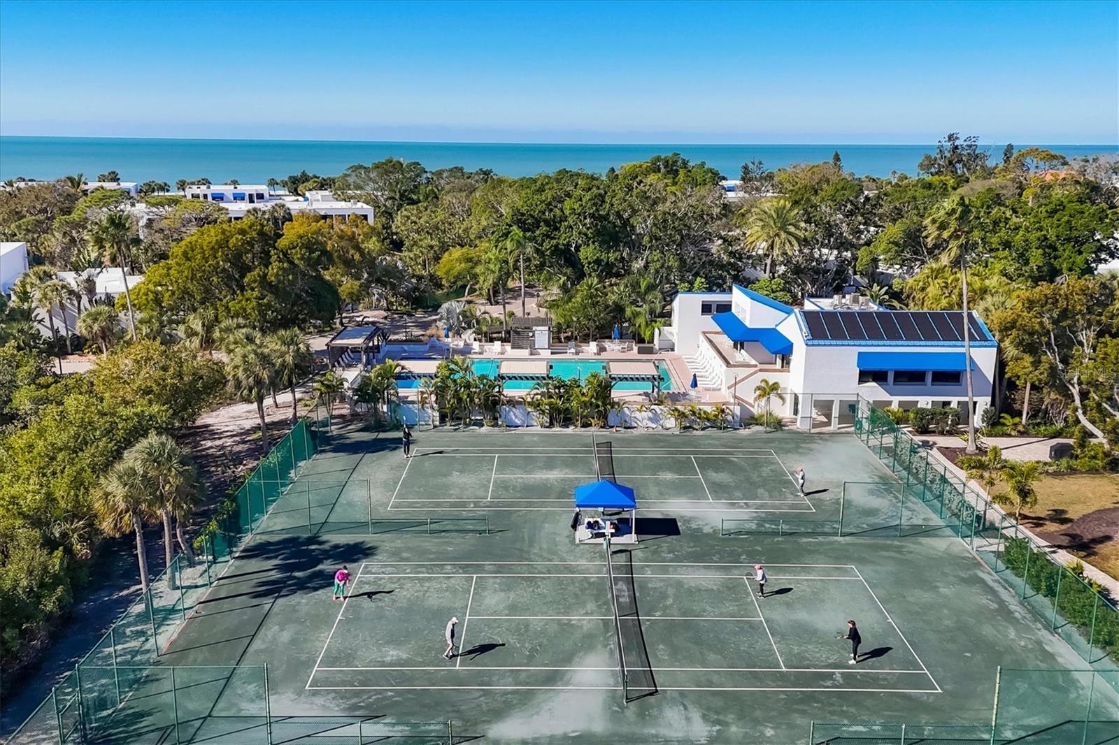 Image 33 of 49 For 842 Bayport Way 842