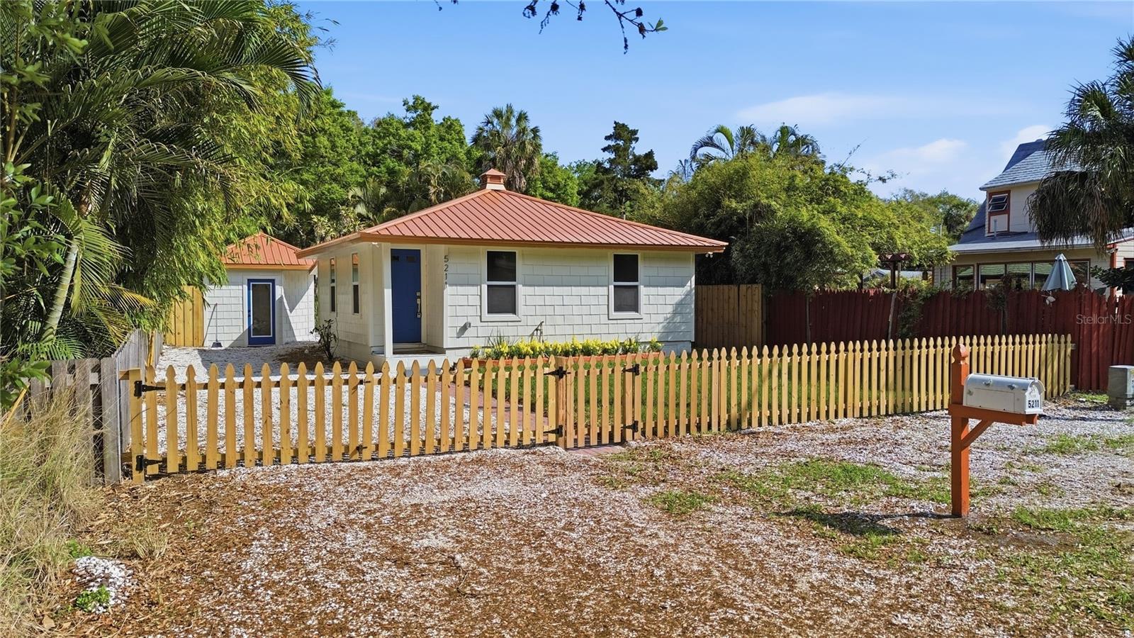 Image 2 of 41 For 5211 25th Avenue S