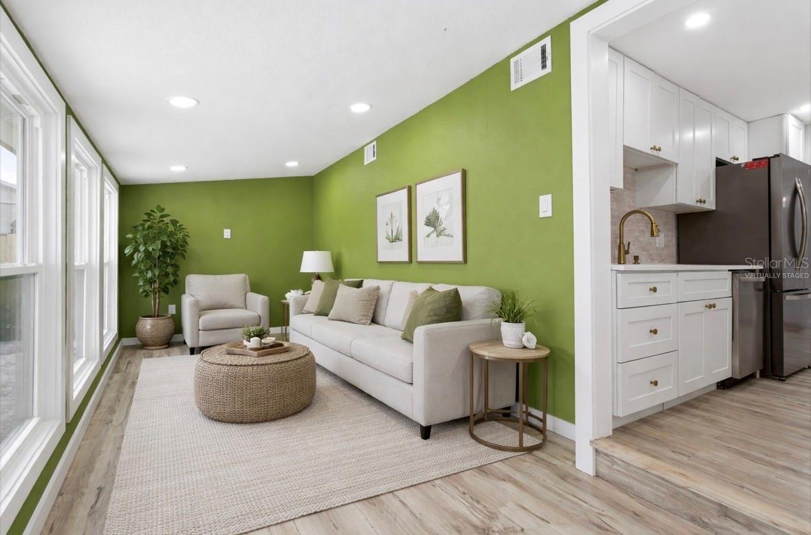 Image 26 of 41 For 5211 25th Avenue S