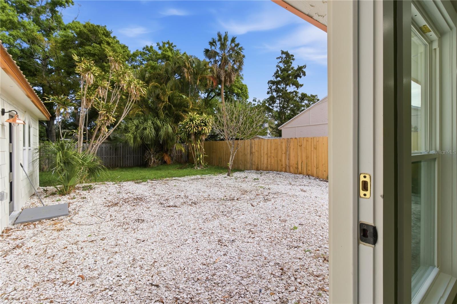 Image 30 of 41 For 5211 25th Avenue S