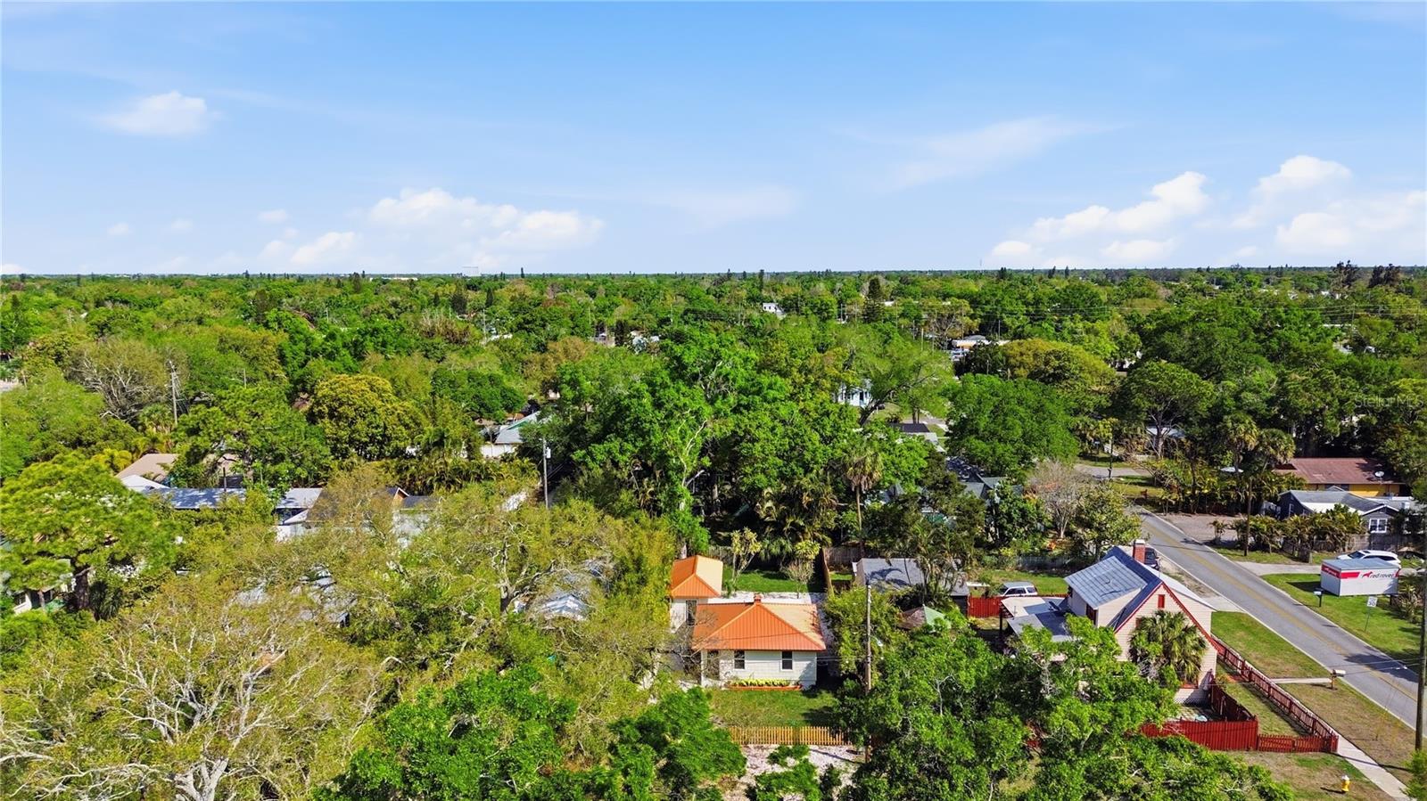 Image 4 of 41 For 5211 25th Avenue S