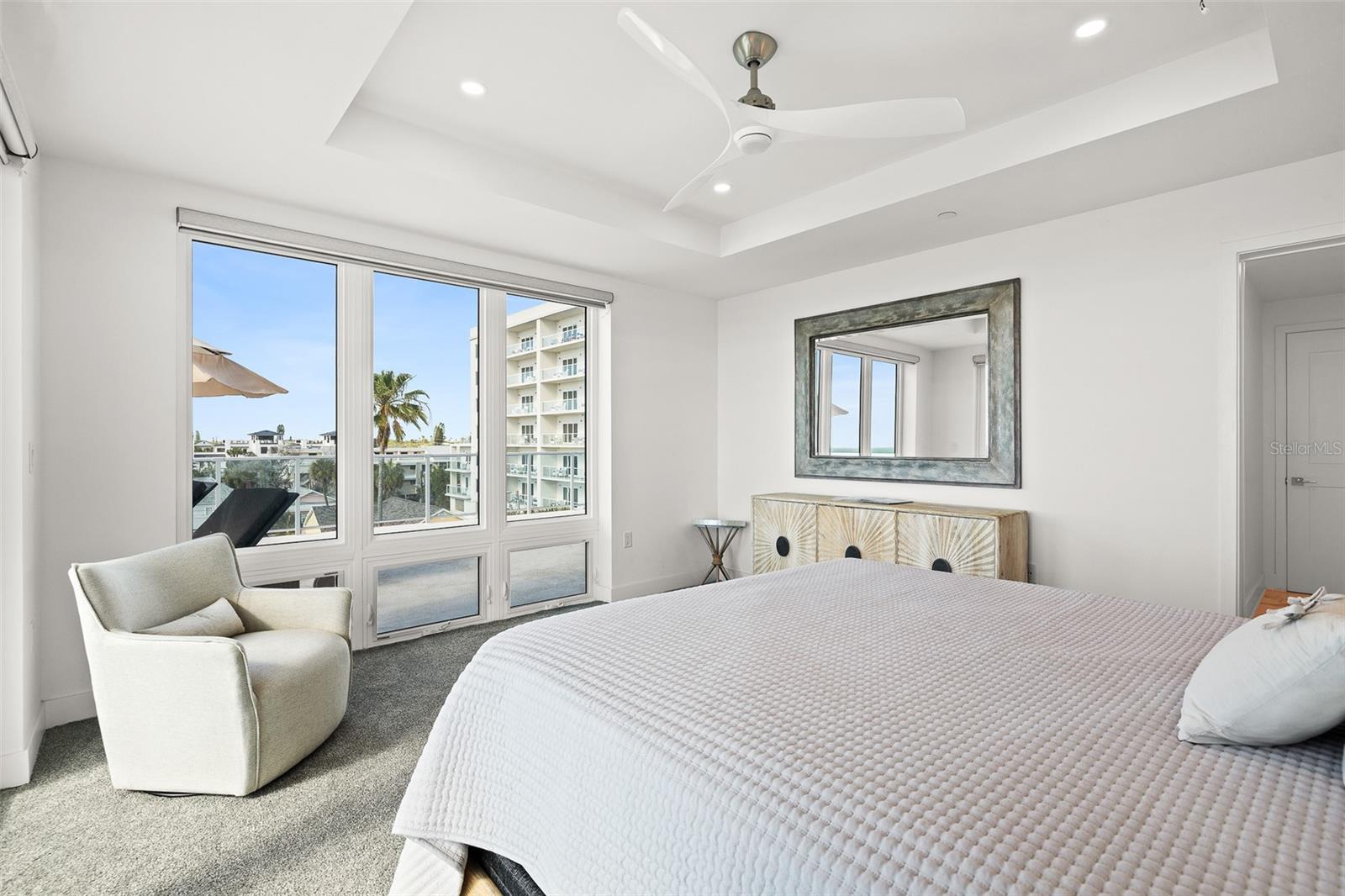 Image 19 of 56 For 15 Avalon Street 502