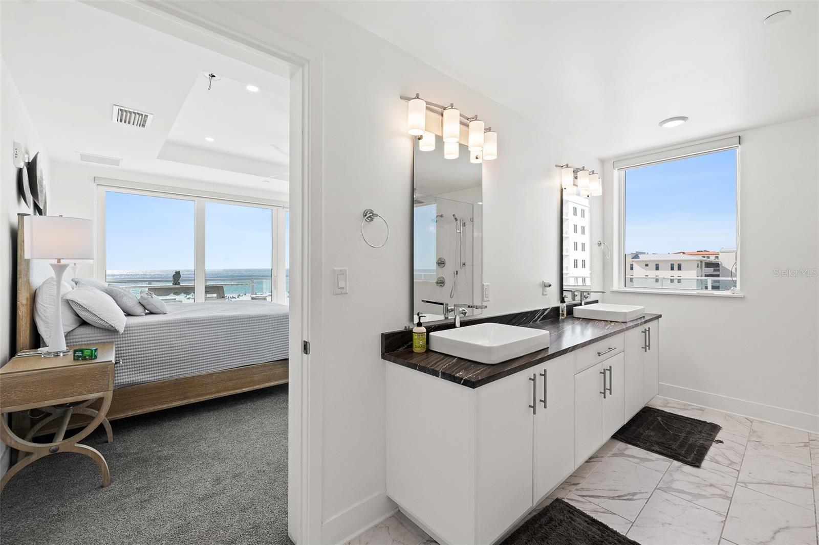 Image 25 of 56 For 15 Avalon Street 502