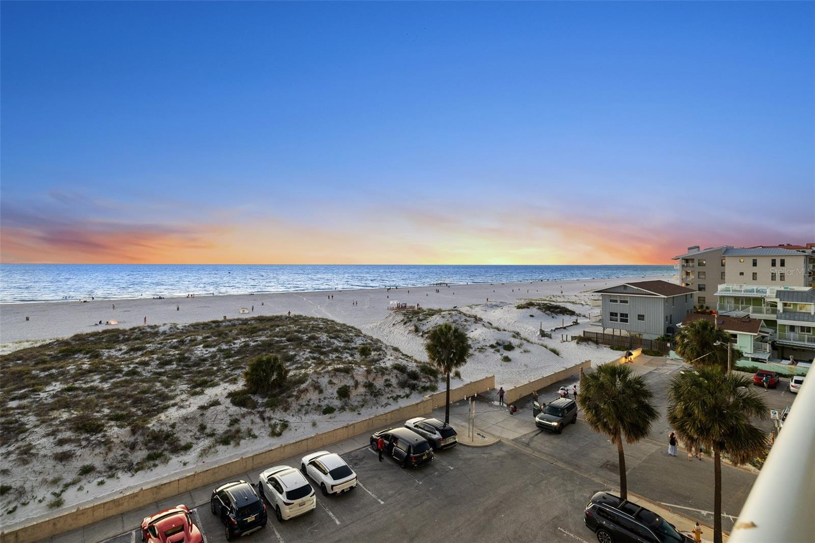 Image 44 of 56 For 15 Avalon Street 502