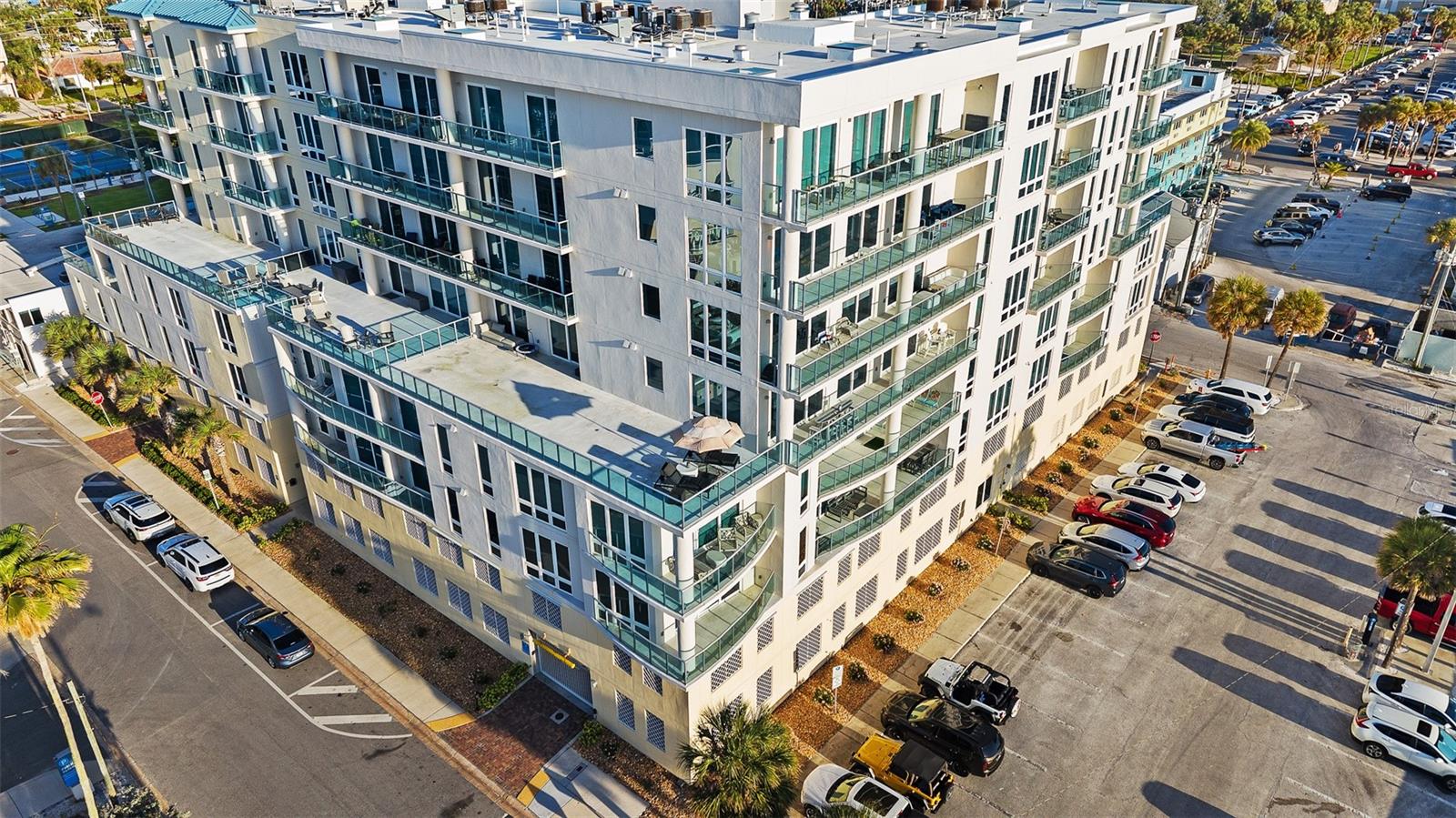 Image 47 of 56 For 15 Avalon Street 502