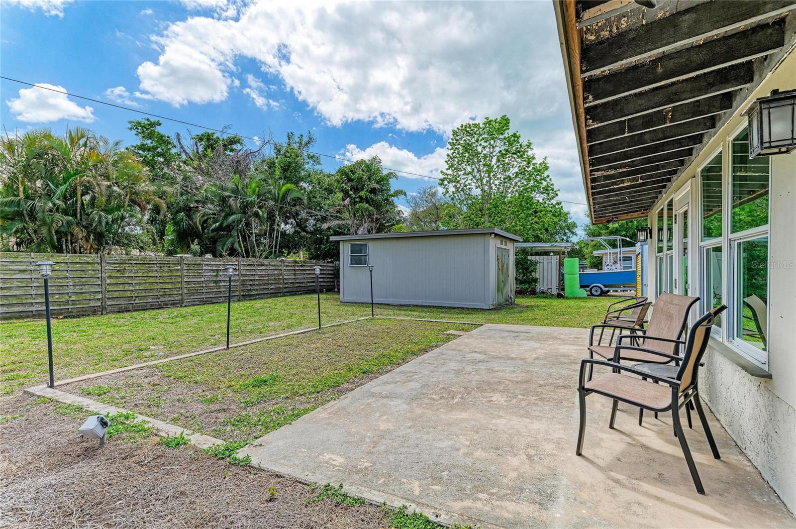 Image 32 of 36 For 2286 Hyde Park Street