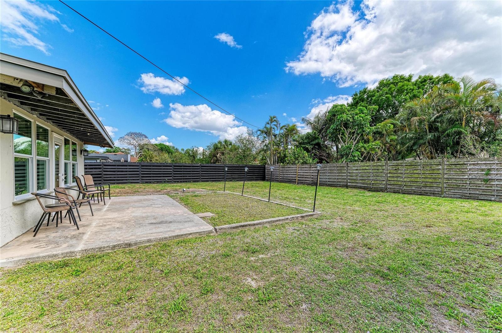 Image 35 of 36 For 2286 Hyde Park Street