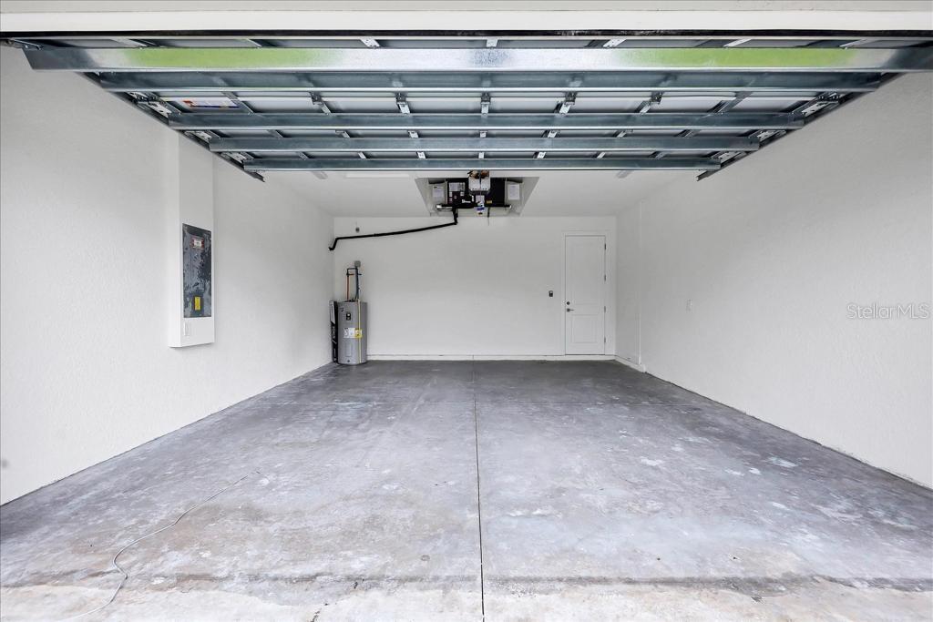 Image 12 of 16 For 5238 Fries Avenue