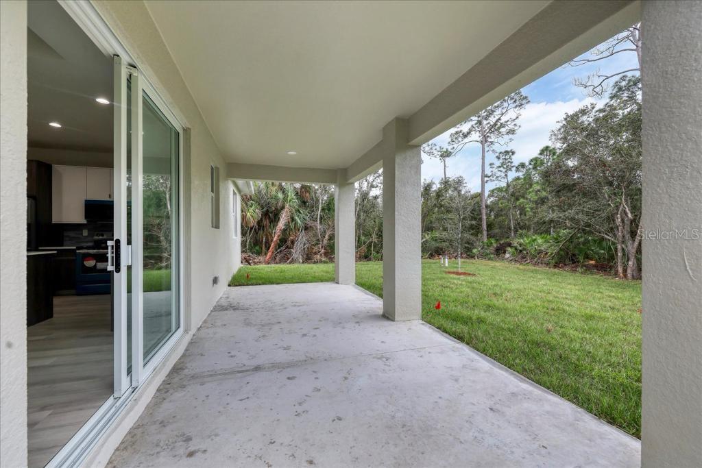 Image 14 of 16 For 5238 Fries Avenue