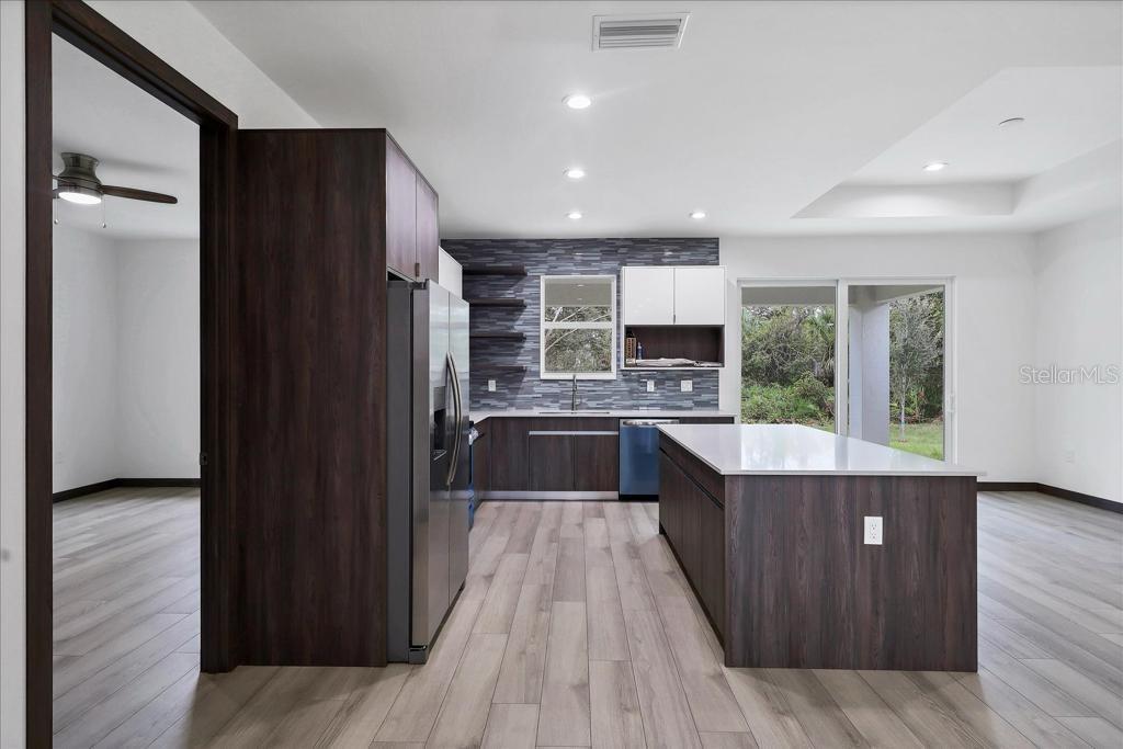 Image 2 of 16 For 5238 Fries Avenue