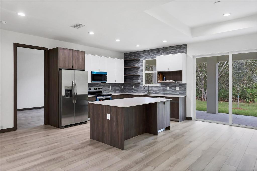 Image 3 of 16 For 5238 Fries Avenue