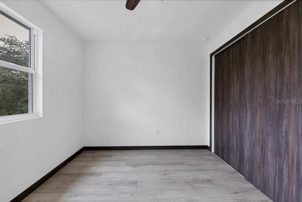 Image 8 of 16 For 5238 Fries Avenue