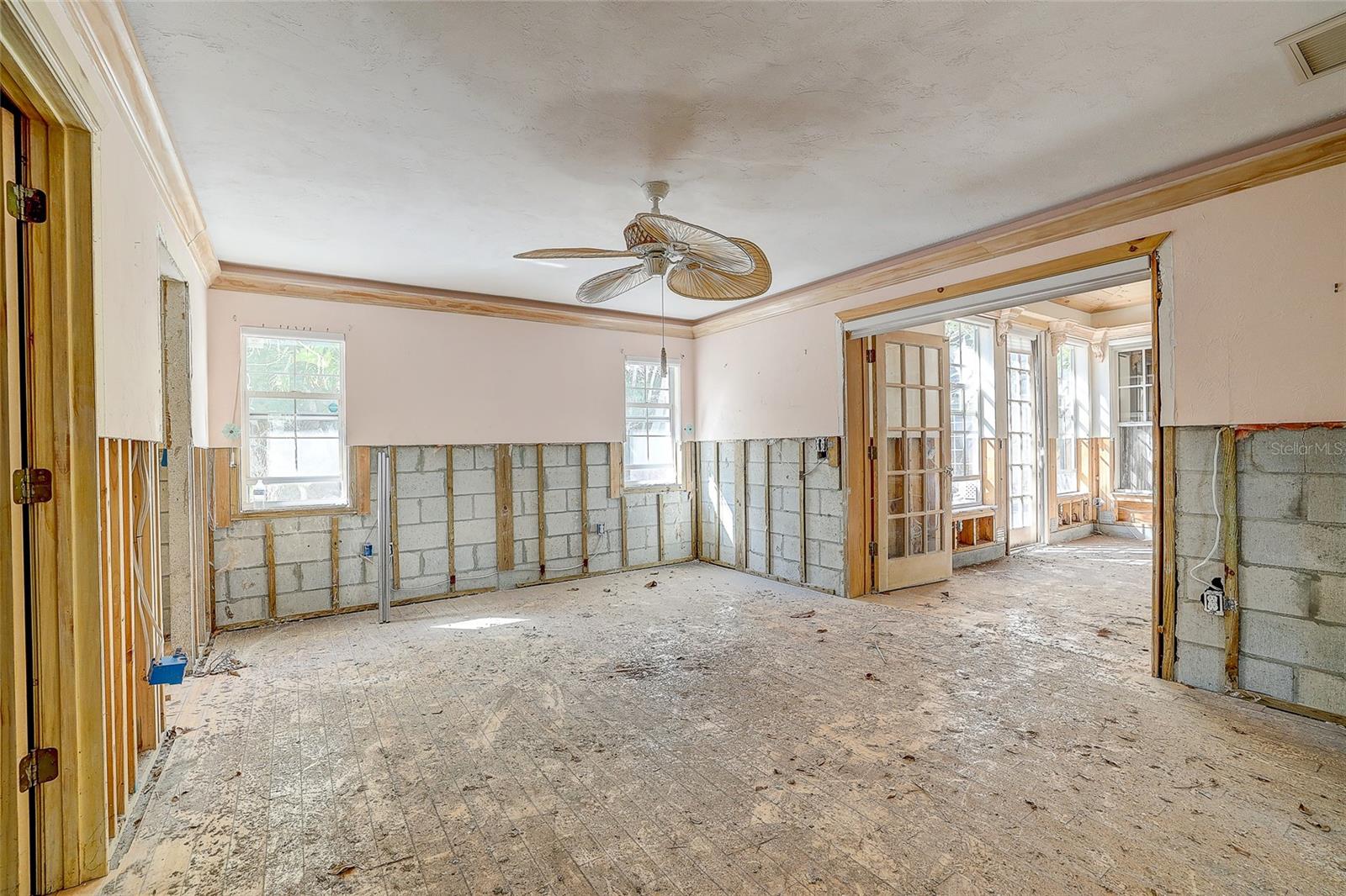 Image 24 of 64 For 226 Ogden Street