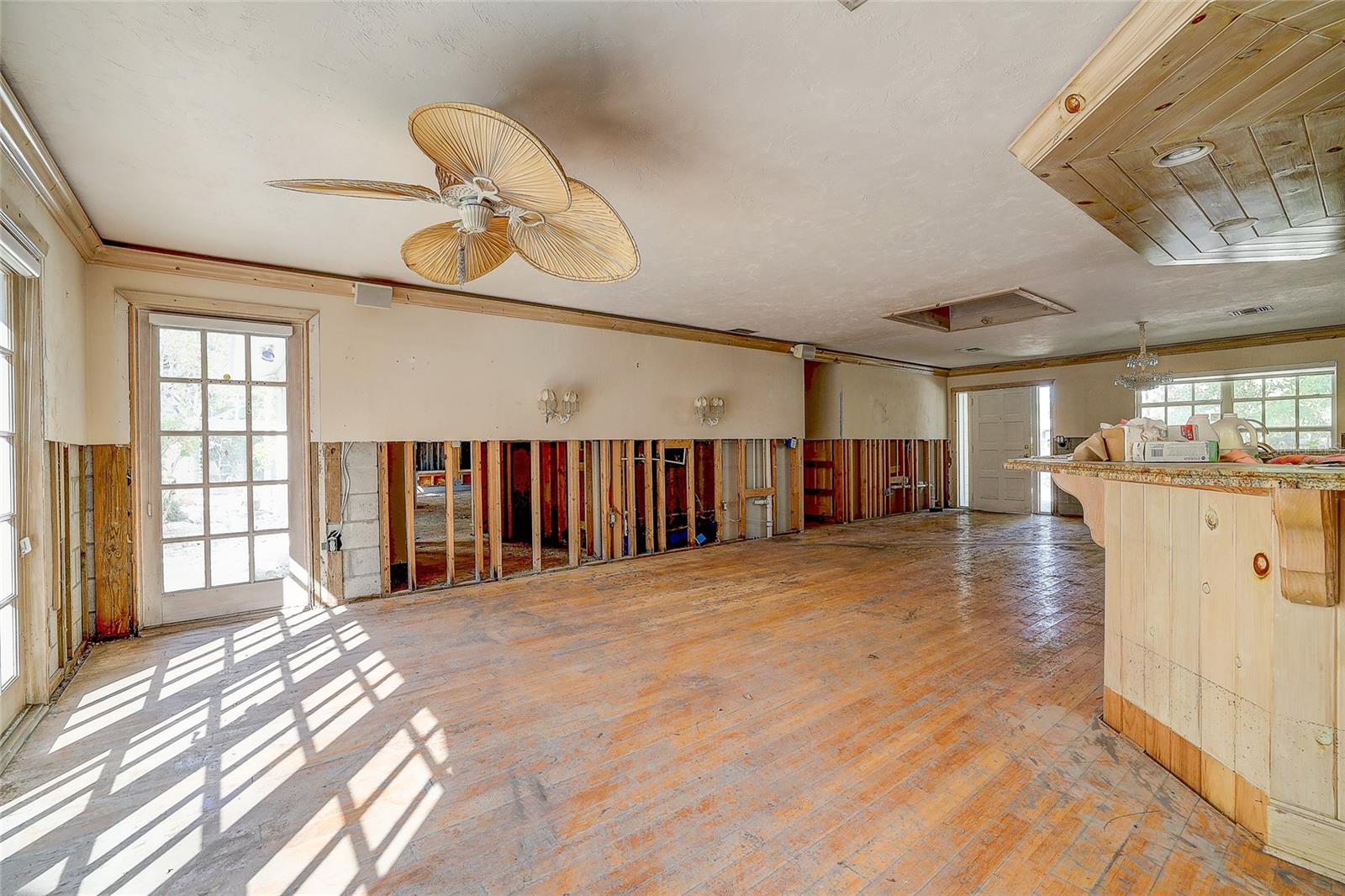 Image 7 of 64 For 226 Ogden Street