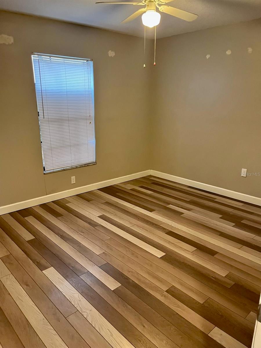 Image 5 of 8 For 3810 Cleveland Street B