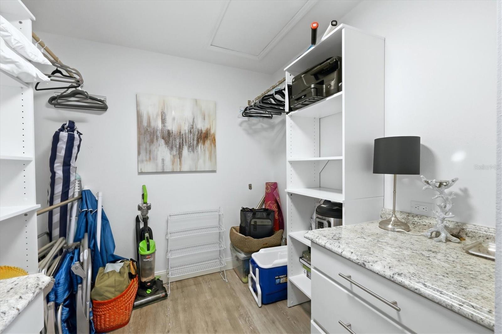 Image 12 of 62 For 972 Sandpiper Circle 972