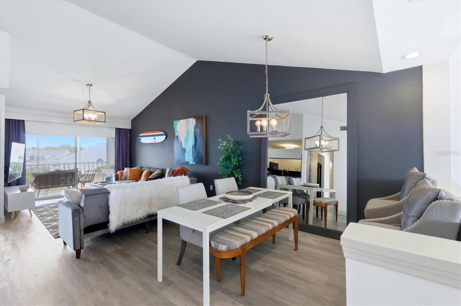 Image 15 of 62 For 972 Sandpiper Circle 972