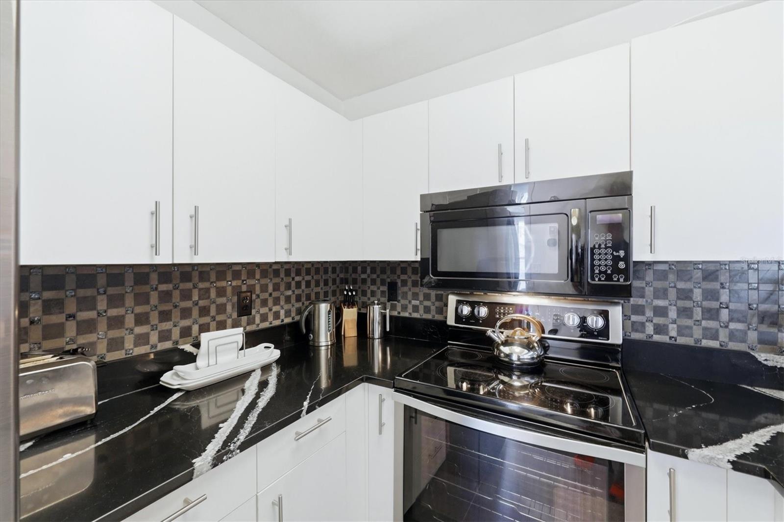 Image 19 of 62 For 972 Sandpiper Circle 972