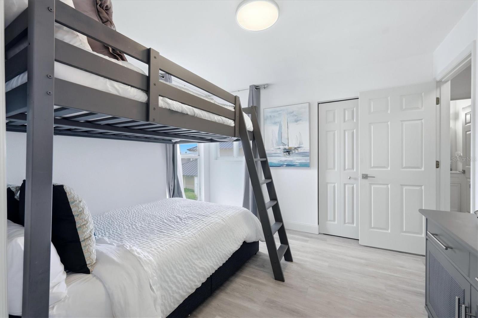 Image 22 of 62 For 972 Sandpiper Circle 972