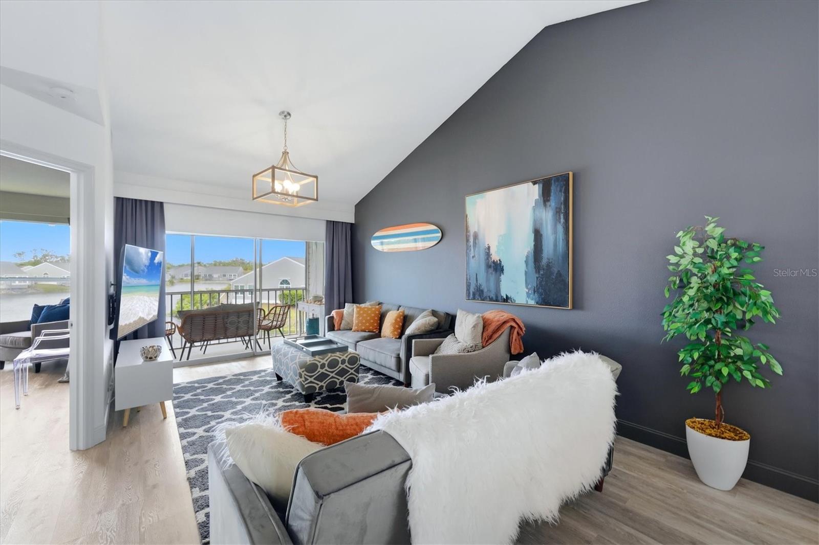 Image 26 of 62 For 972 Sandpiper Circle 972