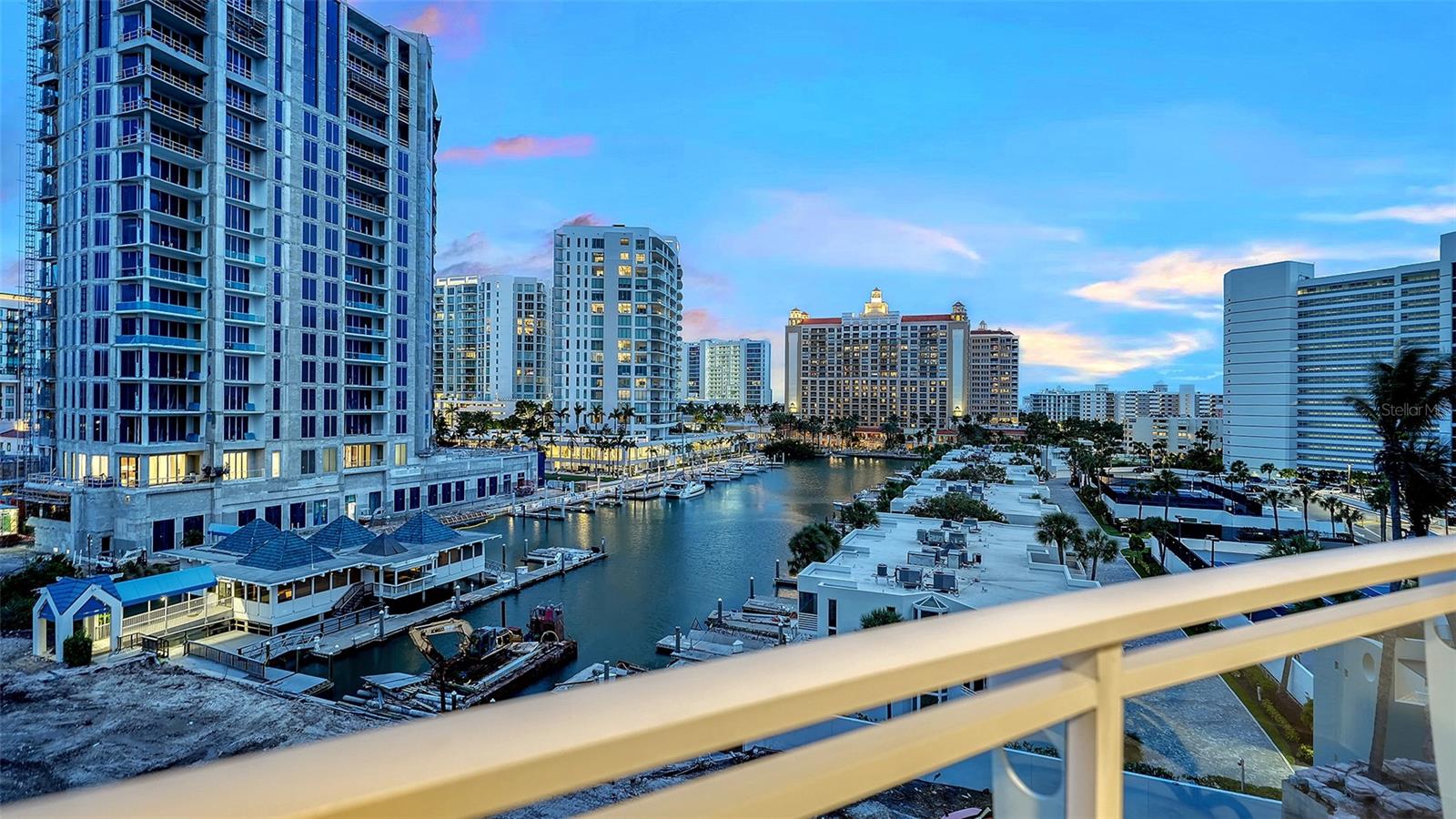 Image 14 of 80 For 990 Blvd Of The Arts  604