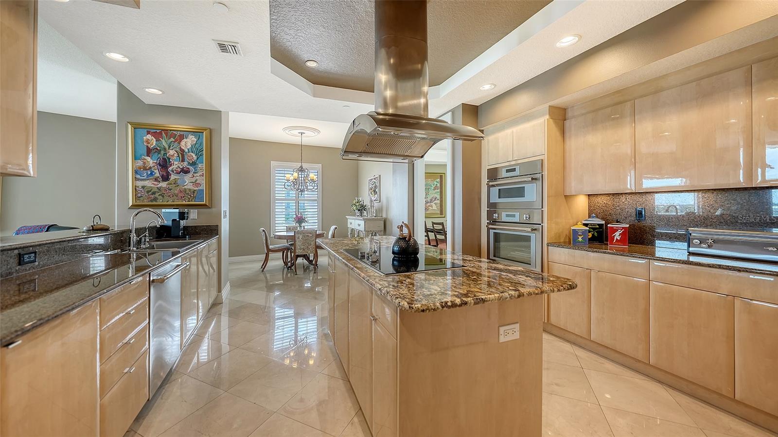 Image 22 of 80 For 990 Blvd Of The Arts  604