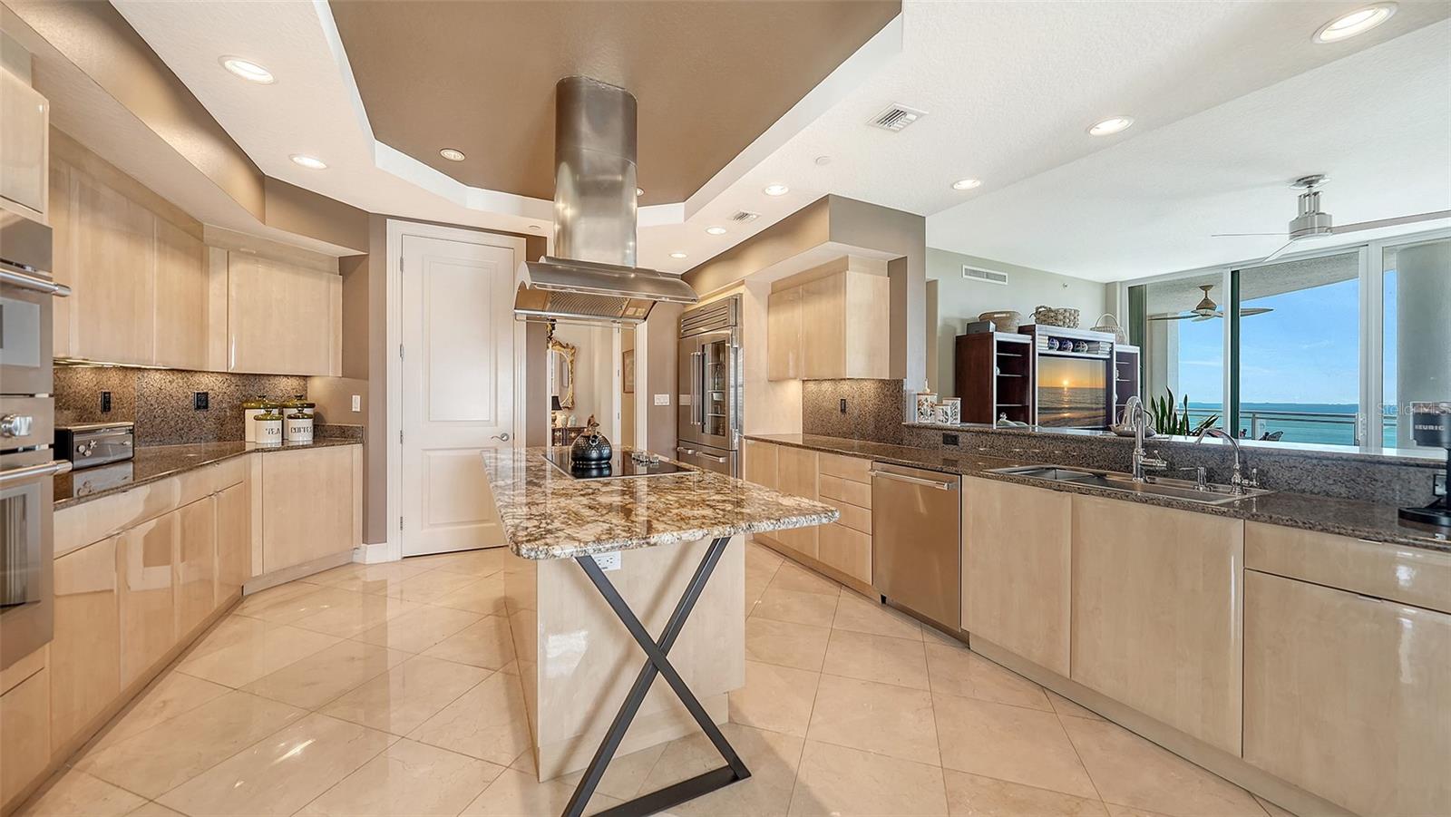 Image 25 of 80 For 990 Blvd Of The Arts  604